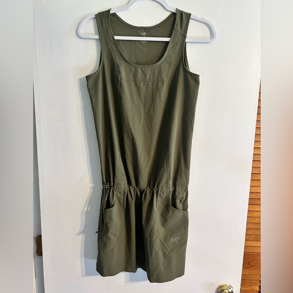Arc'teryx Olive Green Sleeveless Drawstring Pocket Dress